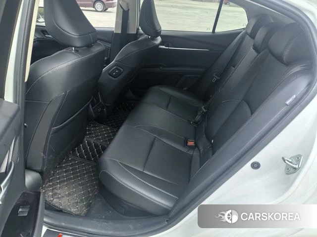 Toyota Camry id 4262230 из Китая 7