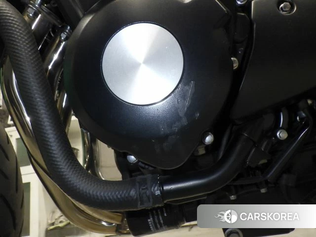 Kawasaki Z900RS id 3948990 из Японии 7
