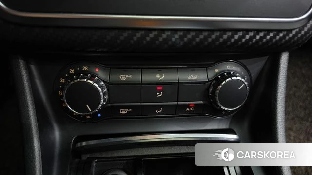 Mercedes-Benz A-Class W176 id 4895503 из Кореи 7