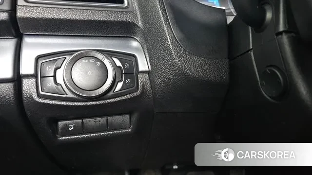 Ford Explorer id 3672823 из Кореи 7