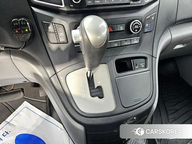 Hyundai The New Grand Starex id 4417333 из Кореи 7