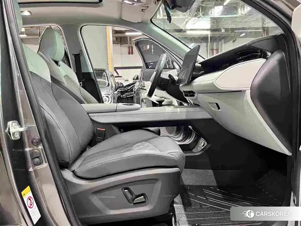 Chang'an Changan UNI-Z New Energy id 4583760 из Китая 7