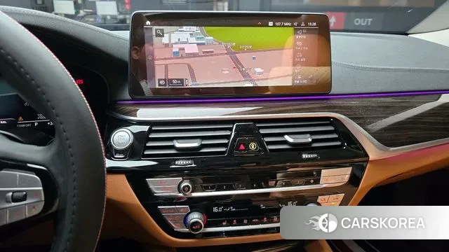 BMW 5 Series (G30) id 3003695 из Кореи 7