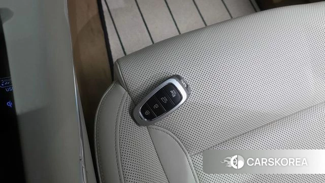 Hyundai The New Grandeur IG Hybrid id 4785125 из Кореи 7