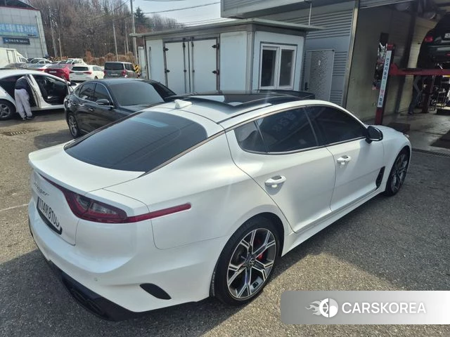 Kia Stinger id 3796351 из Кореи 7