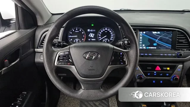 Hyundai Avante AD id 3536232 из Кореи 7