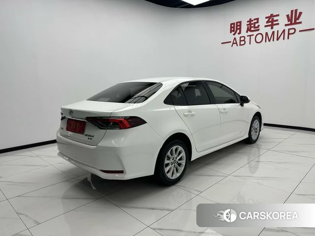 Toyota Corolla id 4367057 из Китая 7