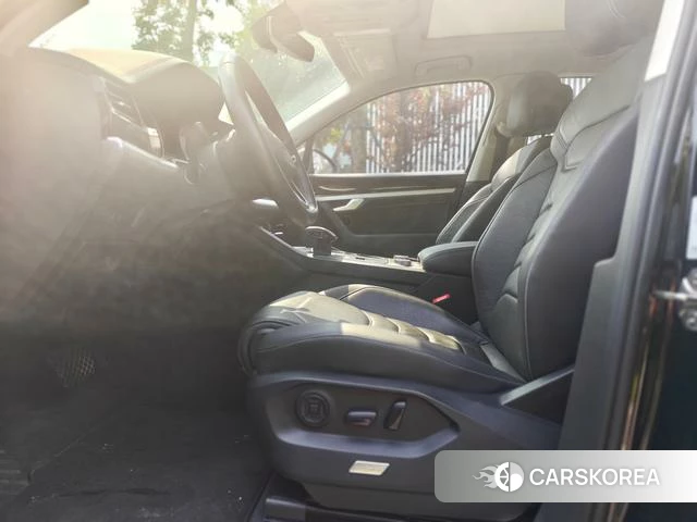 Volkswagen Touareg id 4259854 из Китая 7