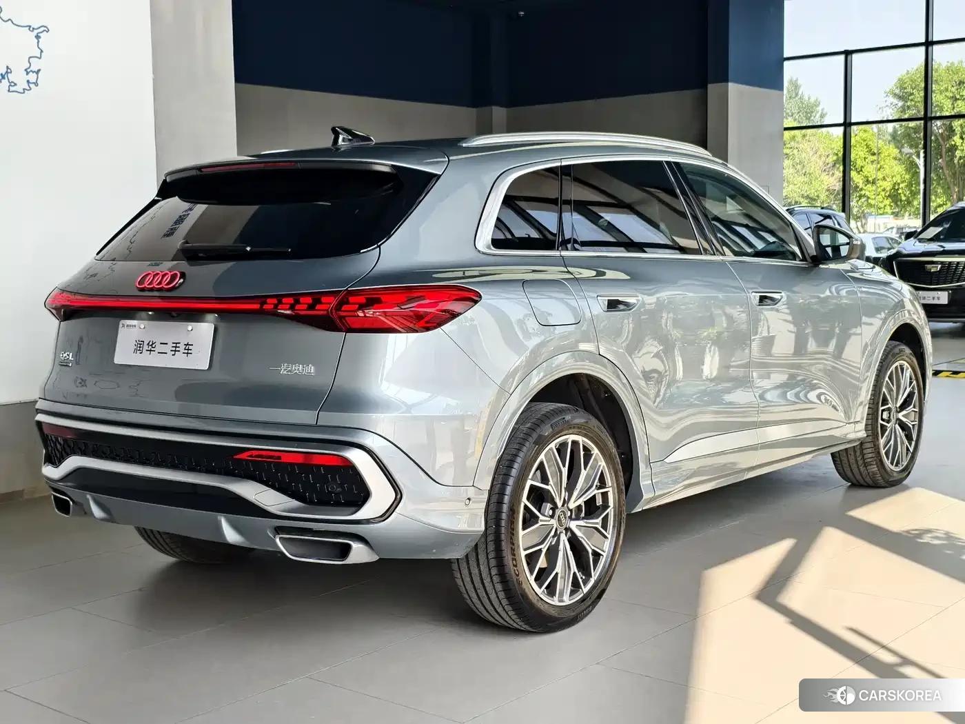 Audi Q5L id 4654544 из Китая 7