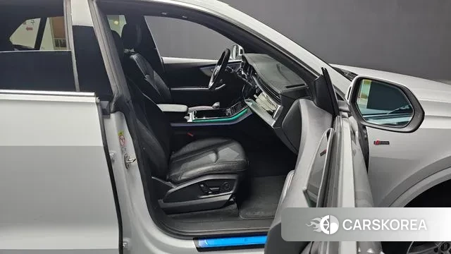 Audi Q8 (4M) id 2985095 из Кореи 7