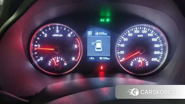 Kia Stonic id 3543751 из Кореи 7