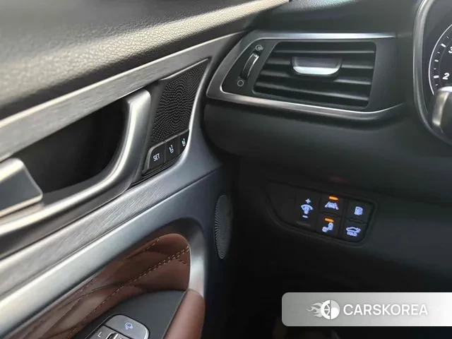 Genesis G70 id 3233289 из Кореи 7