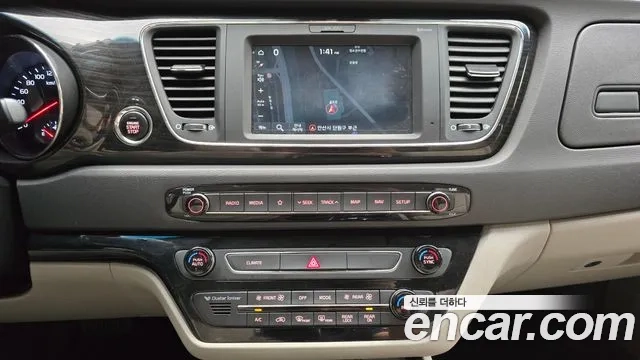 Kia The New Carnival id 2859627 из Кореи 7