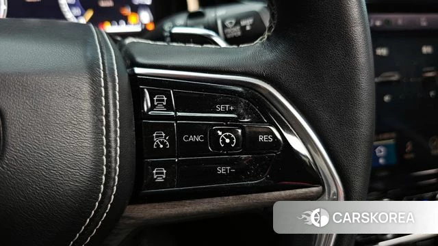 Jeep Grand Cherokee (WL) id 3953541 из Кореи 7