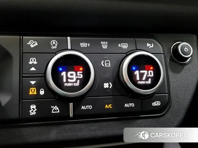 Land Rover Defender (L663) id 3037869 из Кореи 7