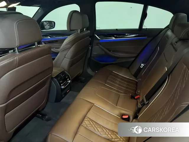 BMW 5 Series (G30) id 3487591 из Кореи 7