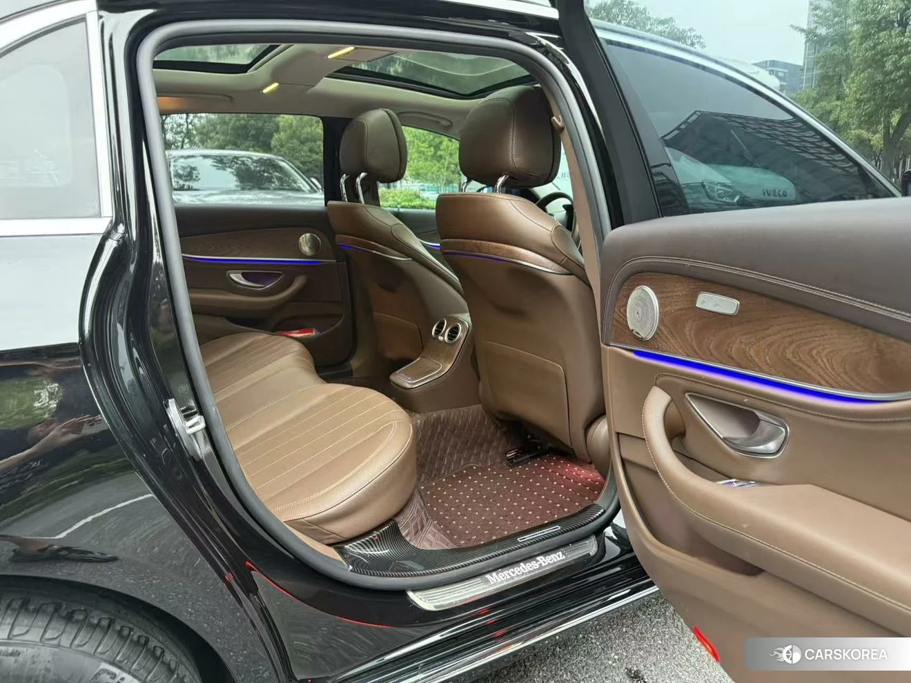 Mercedes-Benz E-Class id 4513490 из Китая 7