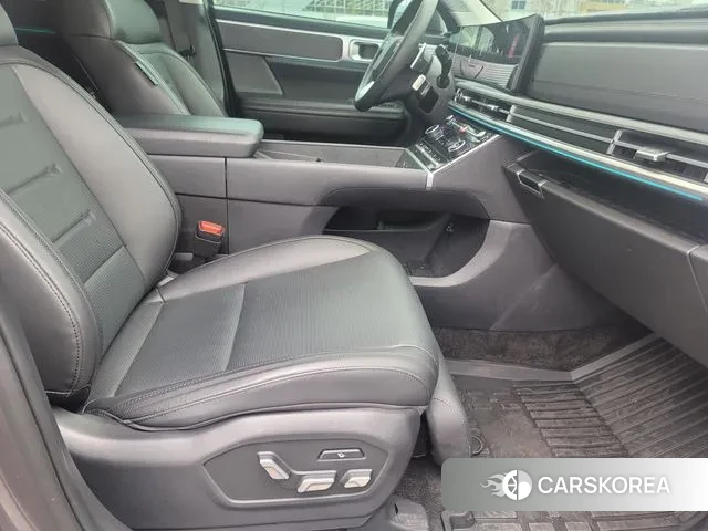 Hyundai Santa Fe (MX5) id 3507572 из Кореи 7