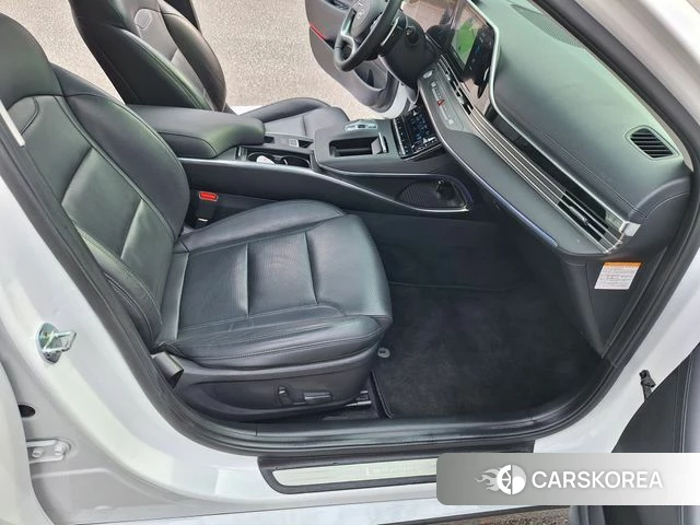 Hyundai The New Grandeur IG Hybrid id 3890233 из Кореи 7