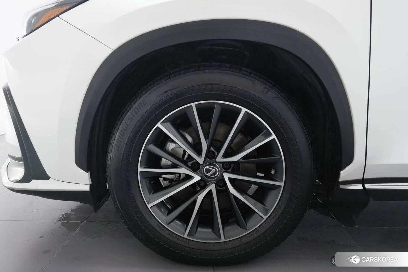 Lexus NX PHEV id 4513983 из Китая 7