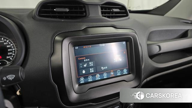 Jeep Renegade id 4670682 из Кореи 7