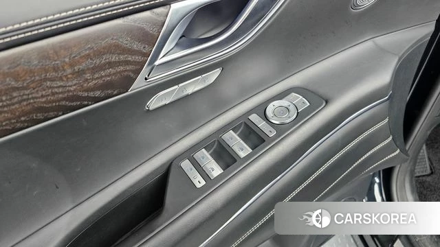 Genesis GV80 id 3911292 из Кореи 7