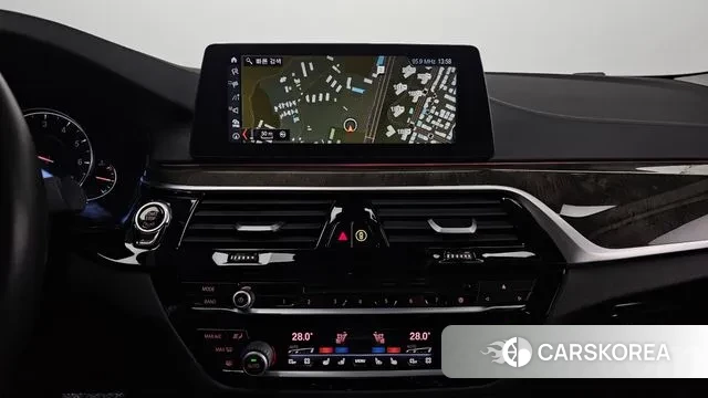 BMW 5 Series (G30) id 3505245 из Кореи 7