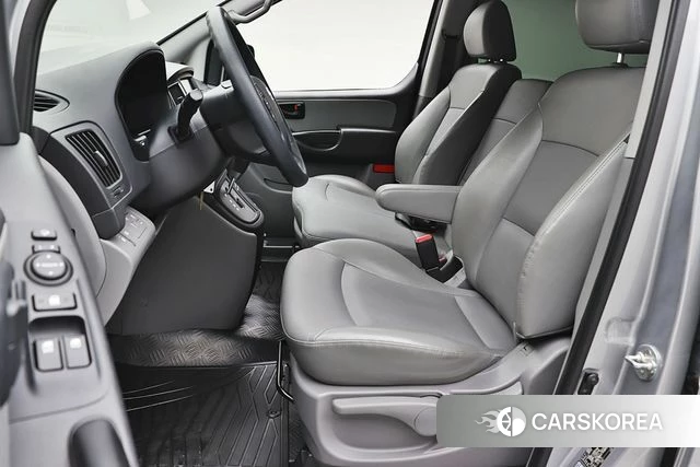 Hyundai The New Grand Starex id 4251012 из Кореи 7