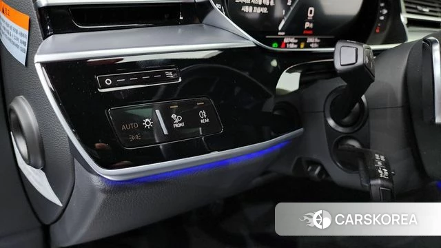 Audi A8 (D5) id 3806172 из Кореи 7