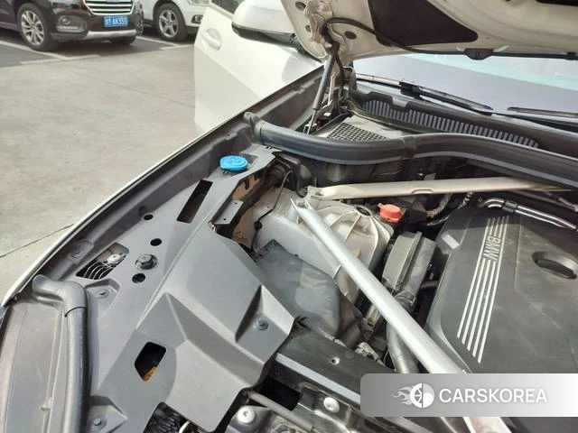 BMW X5 id 4272355 из Китая 7