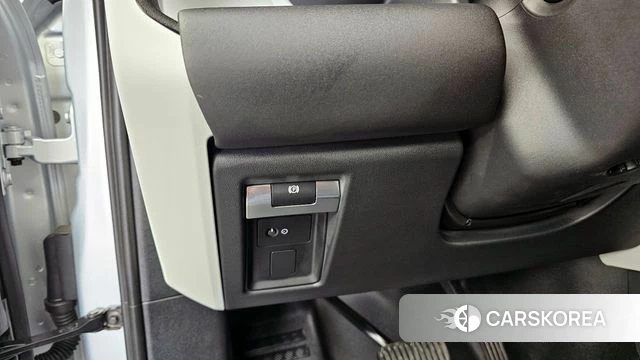 Land Rover Defender (L663) id 3921931 из Кореи 7