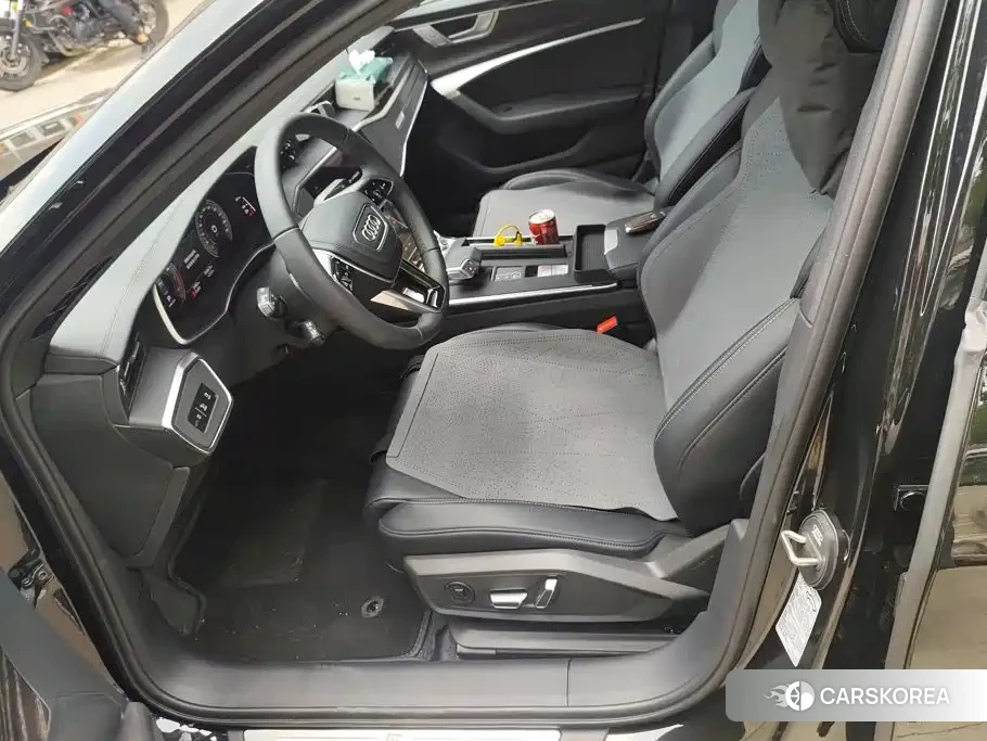 Audi A6L id 4553890 из Китая 7