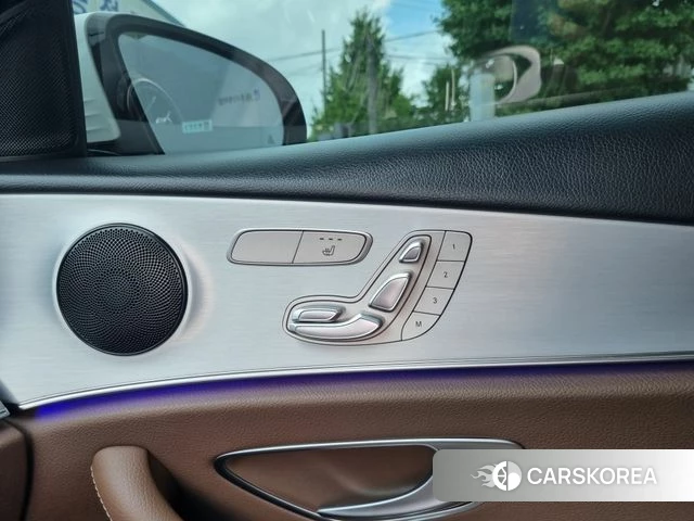 Mercedes-Benz E-Class W213 id 4604178 из Кореи 7