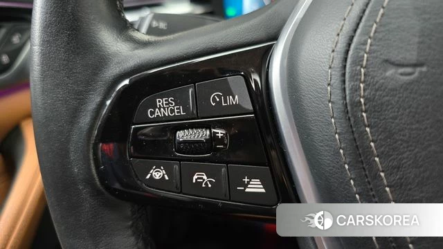 BMW 5 Series (G30) id 4683930 из Кореи 7