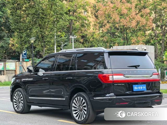 Lincoln Navigator id 4212232 из Китая 7