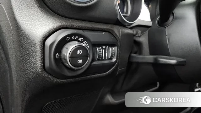 Jeep Wrangler (JL) id 3499476 из Кореи 7