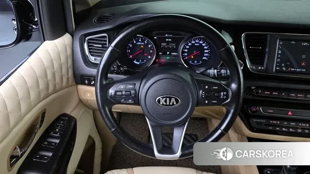 Kia The New Carnival id 2971052 из Кореи 7