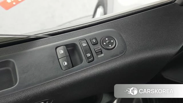 Hyundai Staria id 3883235 из Кореи 7