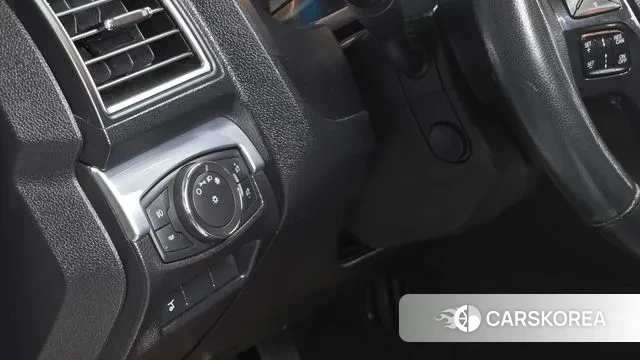 Ford Explorer id 3667055 из Кореи 7