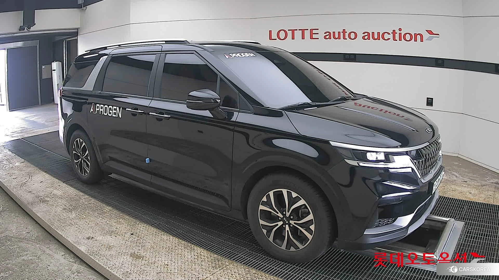 Kia Carnival id 3882133 из Кореи 7