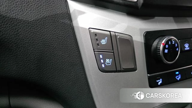 Hyundai The New Grand Starex id 3886618 из Кореи 7