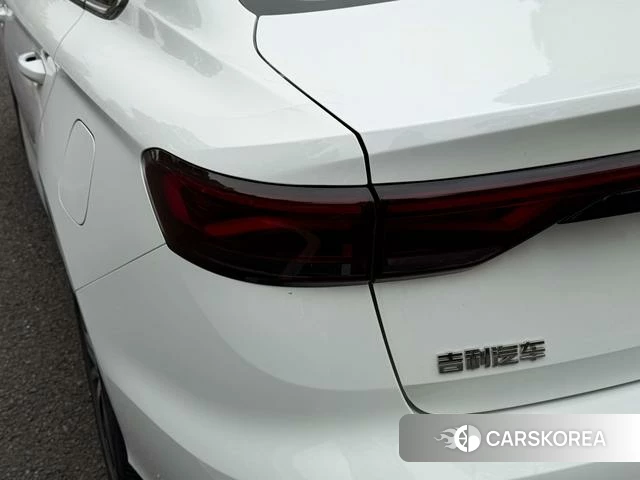 Geely Automobile Emgrand id 4241383 из Китая 7