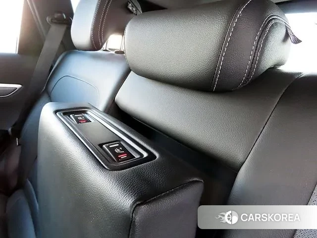 Renault Korea (Samsung) The New QM6 id 3529848 из Кореи 7