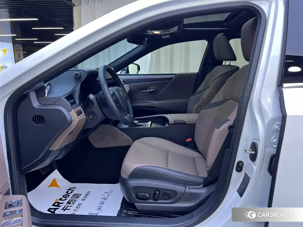 Lexus ES id 4547192 из Китая 7
