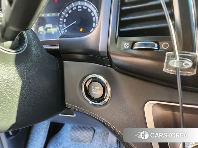 Ssangyong Rexton Sports Cannes id 3504702 из Кореи 7