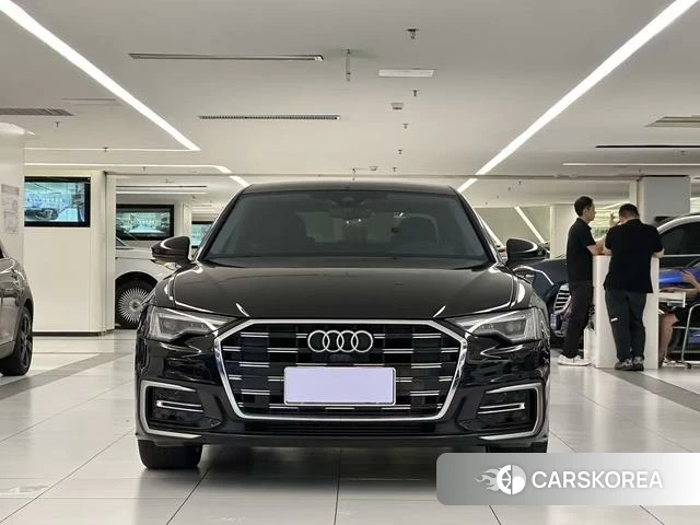 Audi A6L id 4374792 из Китая 7