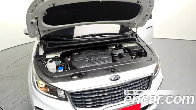 Kia The New Carnival id 2645811 из Кореи 7