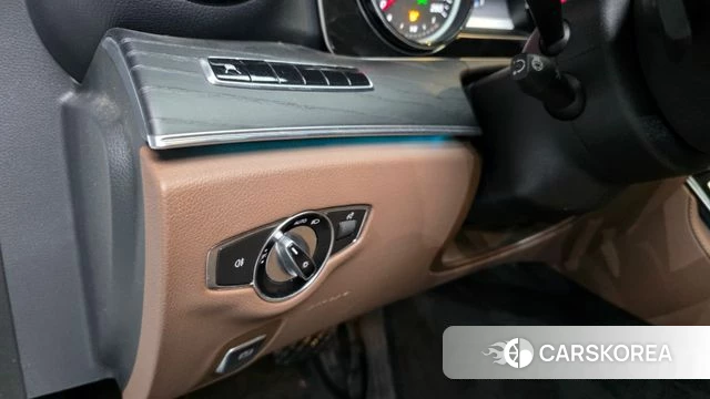Mercedes-Benz E-Class W213 id 3820075 из Кореи 7