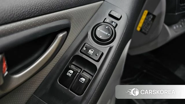 Hyundai The New Grand Starex id 4284301 из Кореи 7