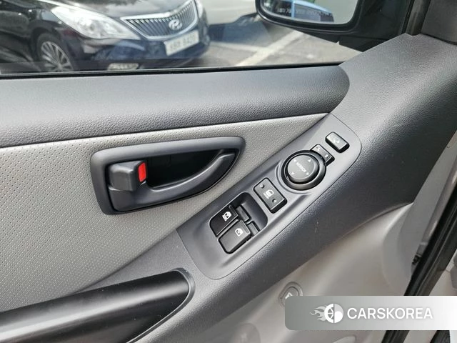 Hyundai The New Grand Starex id 4542900 из Кореи 7
